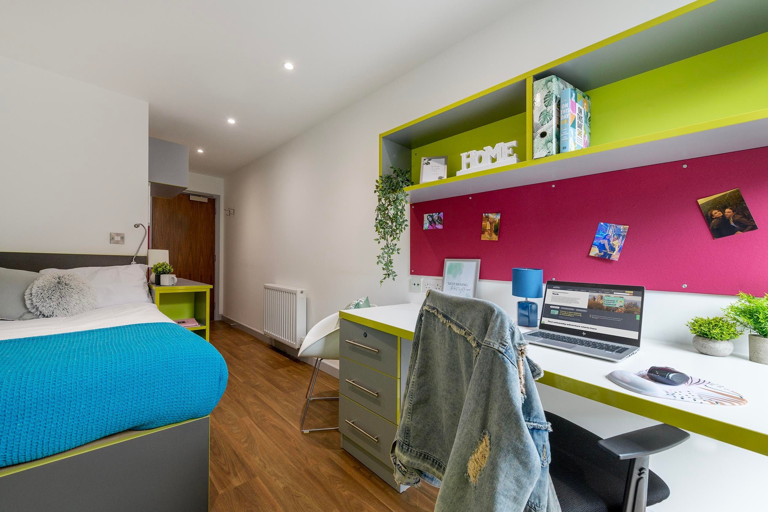 Ensuite